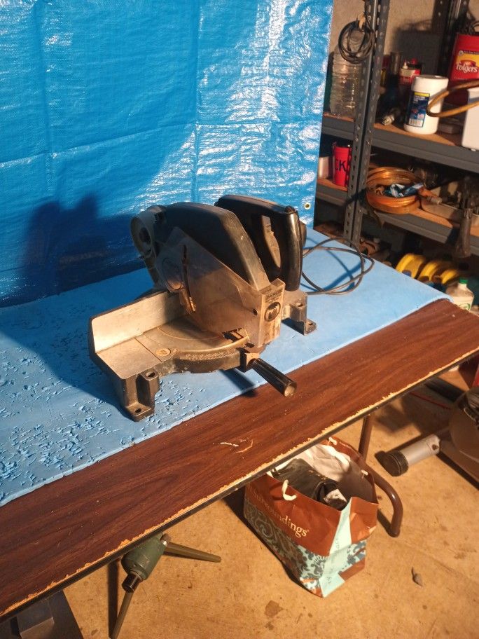 Black And Decker Power Miter Saw