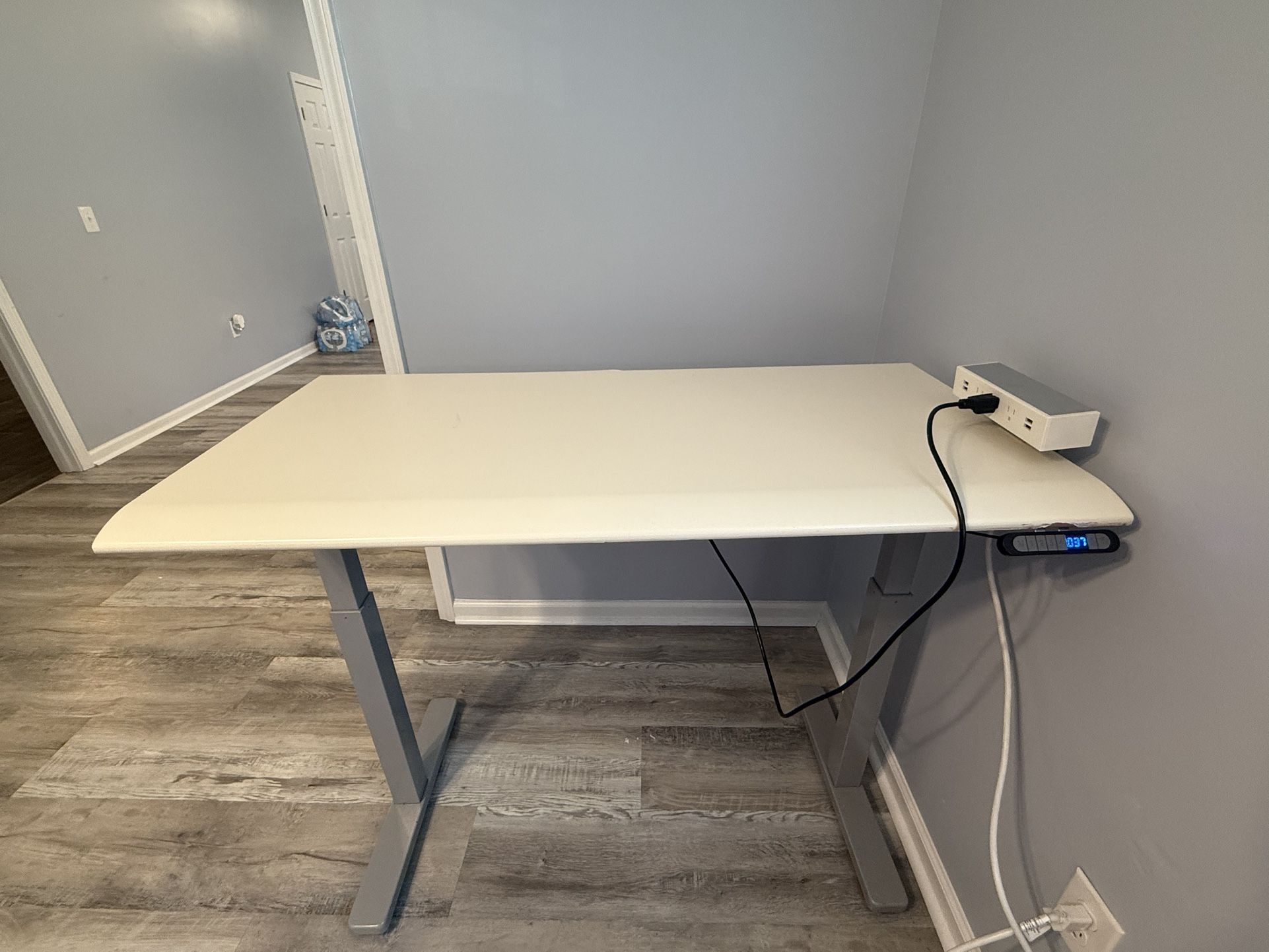 Adjustable Table With CLAMP MOUNT POWER GROMMET