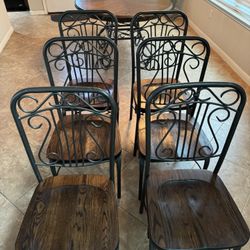 6 Dining Room Chairs