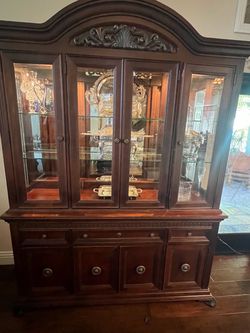 Broyhill dining set