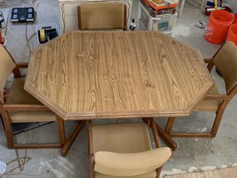 Dining table and 4 chairs