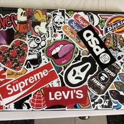 18’ HP Lenovo Laptop