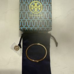 Tory Burch Clasp Bracelet 