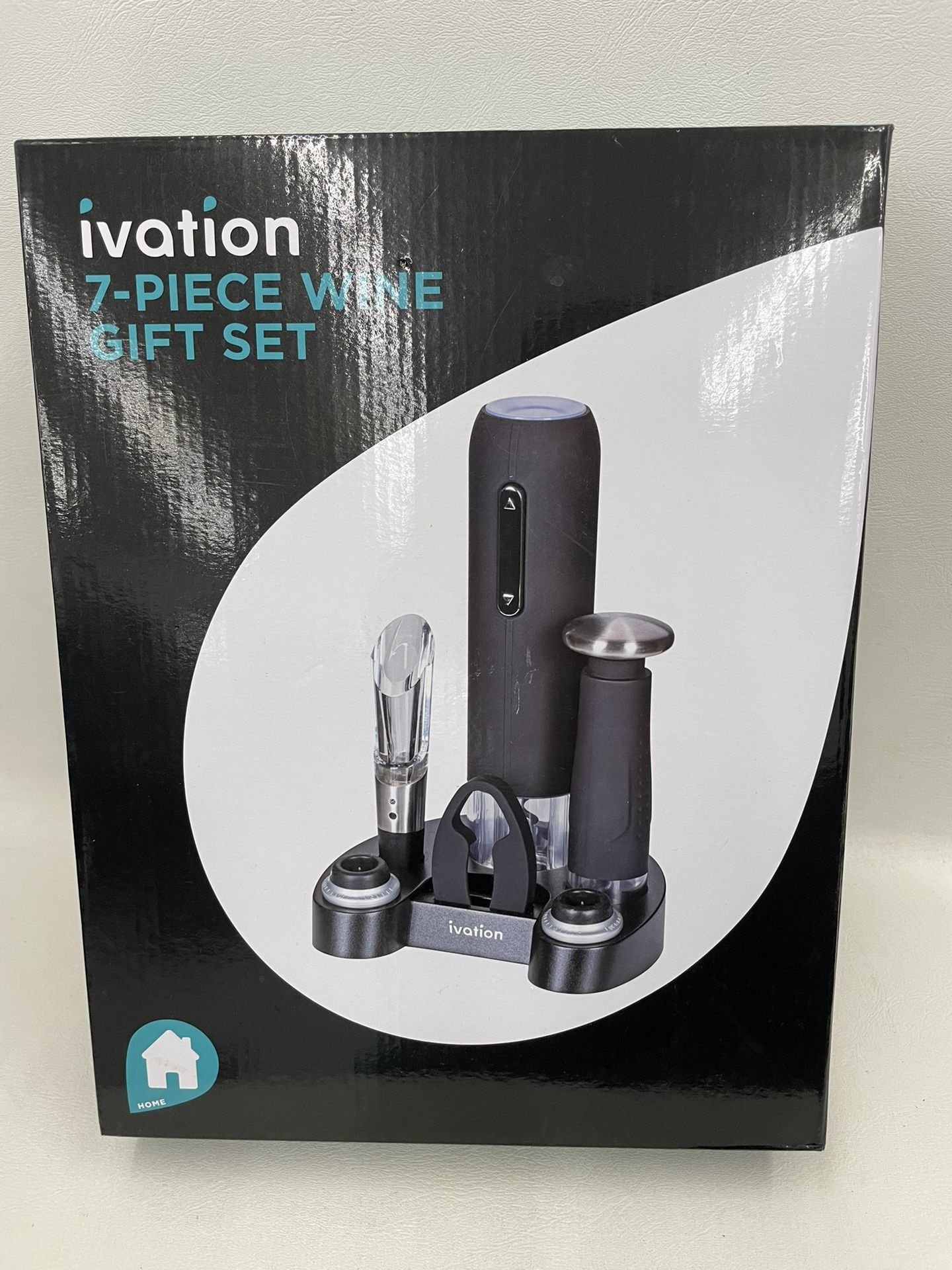 7pc Wine Gift Set. Item No 170 (Shopgoodwill)