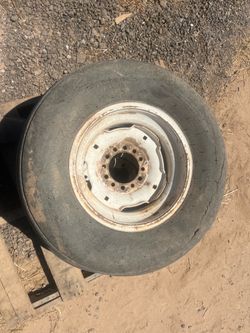 Tractor tires rims