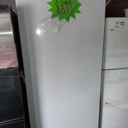 New Stand Up Deep Freezer 