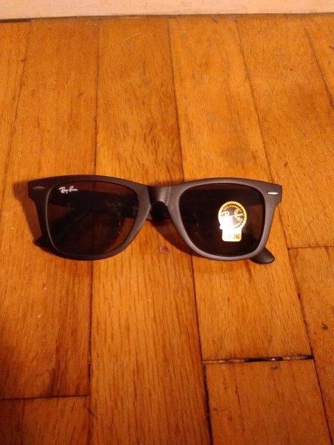 Ray-Ban Rayban Black Matte Wayfarer New Sunglasses