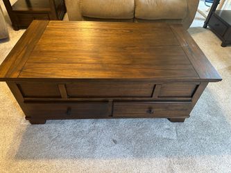 2 End Tables & Coffee Table $50 for set.