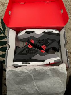 Jordan retro 4