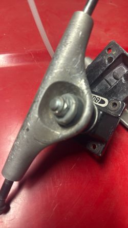 Variety OfSkateboard Trucks