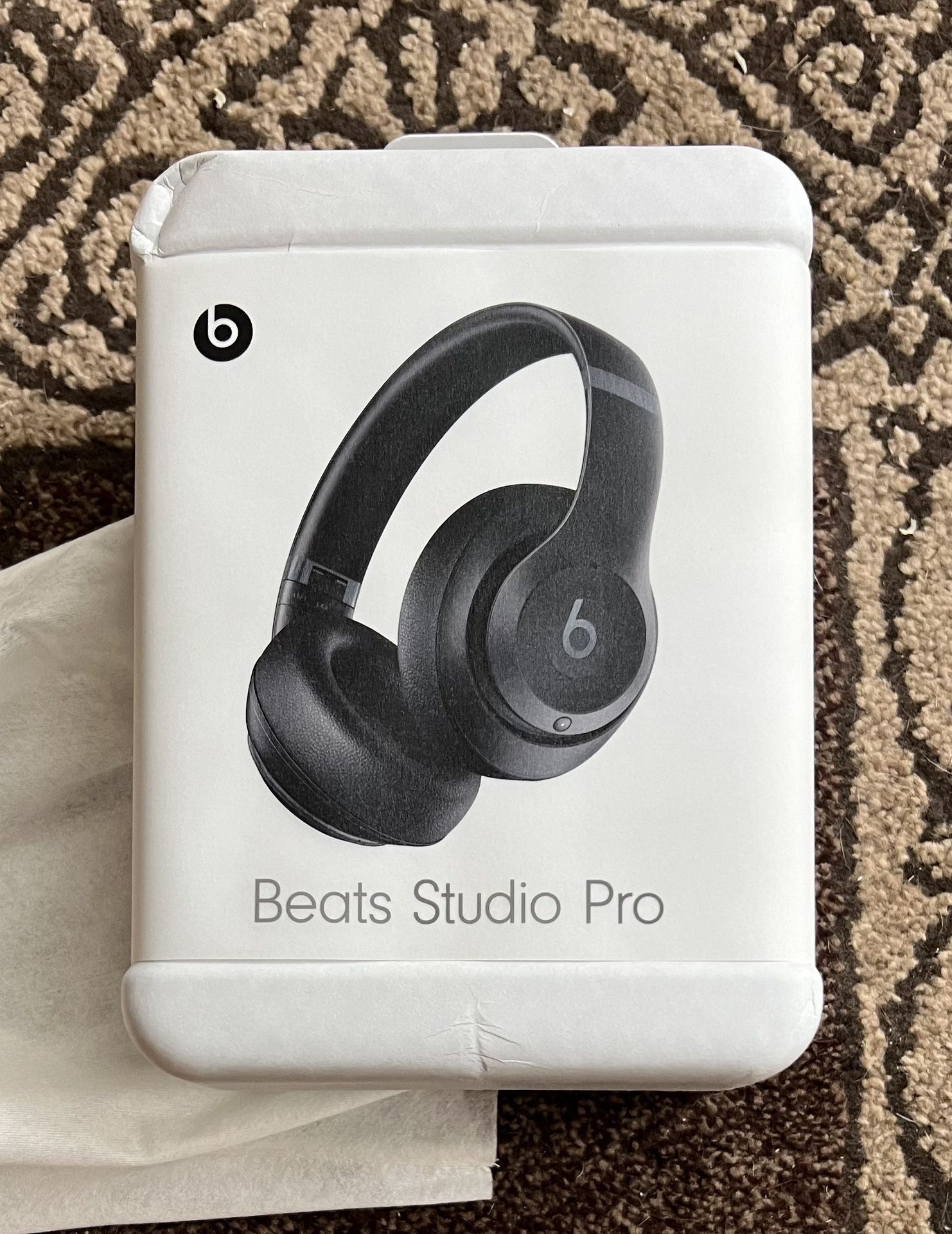 Beats Studio Pro - Wireless Noise Cancelling Over-the-Ear Headphones…NEW plus 2 Years APPLE CARE!