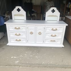 White 9 Drawer Solid Wood Dresser