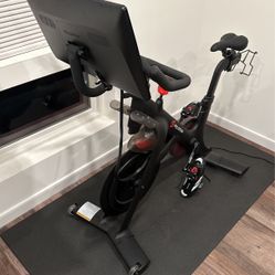 Peloton Spin Bike 