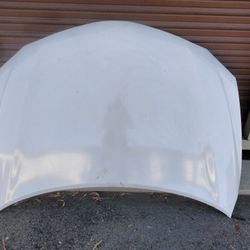 2007-2011 Toyota Camry Hood With Accessories OEM.