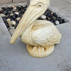 Yard Decor Pelican