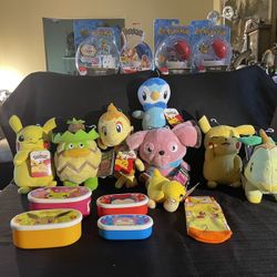 Pokémon Plushie & more Lot. NEW