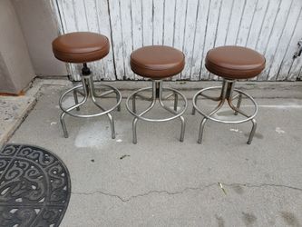Stools ajustable