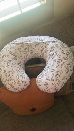 Nursing Pillow with Leaf Print Cover