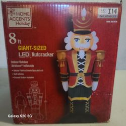 8ft Giant sized LED Nutcracker