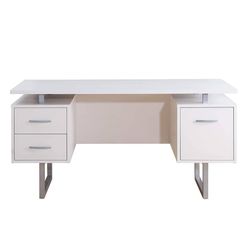 Sunjoy Studio Space Deja 60-in.
Desk (OPEN TO OFFERS!)