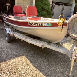 12Ft Aluminum Lund Boat / Galvanized Trailer With Walk Way / Cannon Down Rigger / 2 Wood Oars / 2 Anchors / Live Fish Cage 