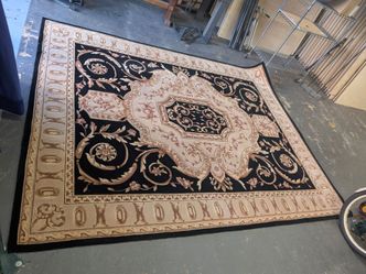 Beautiful Area Rug 7'6”x9'6” Nourison Versailles Palace VP 14