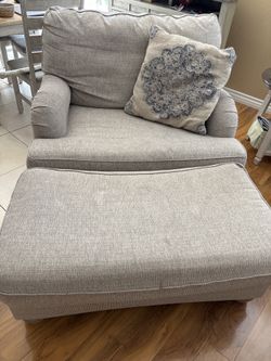 Accent Chair with Ottoman ā 2 Pieces (As-Is)