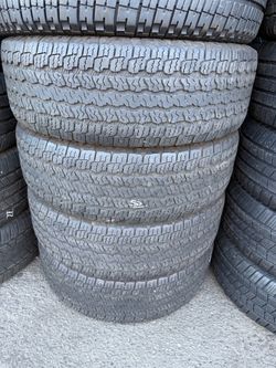 Vendo 265/70/R16 las 4 llantas Goodyear por $180