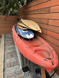 NAME ur PRICE Two Person KAYAK Very Big Comes With Oars
