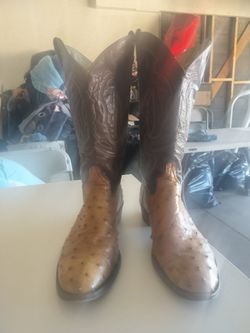 Boots $80 Botas $80
