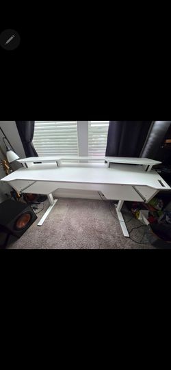 AZ Studio Sit Stand Desk