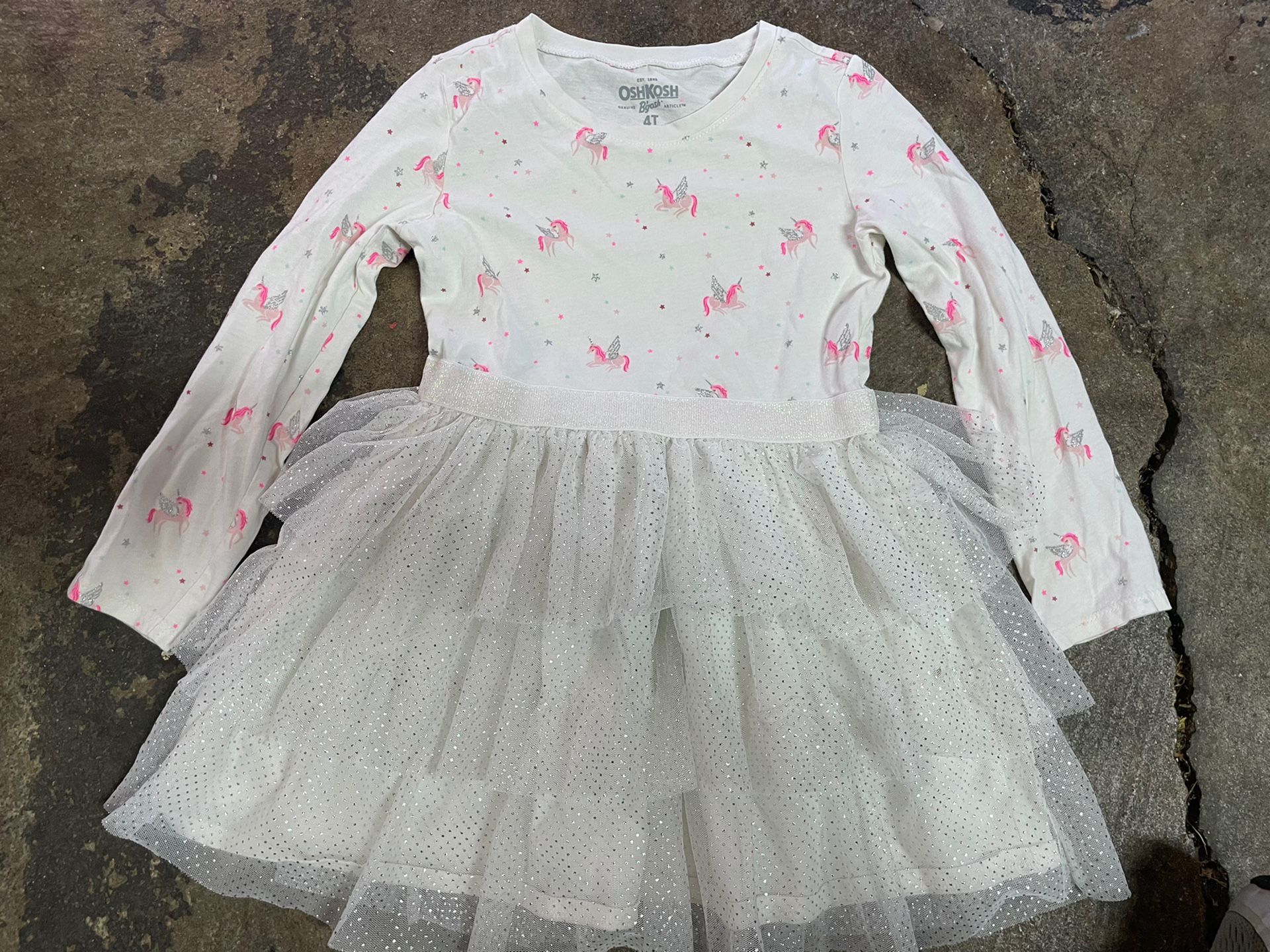 Oshkosh bgosh White and silver sparkled dress girls 4T