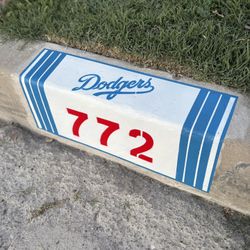 Curb Painting $60