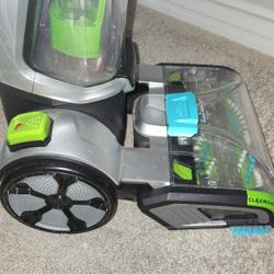 BISSELL ProHeat 2X Carpet Cleaner 