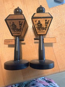 Chinatown salt and pepper shakers