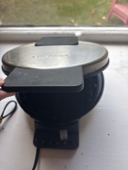 Cuisinart round waffle maker