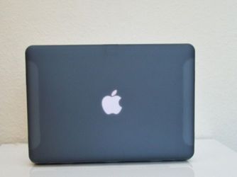 MacBook Unibody, 500GB ,6GB ram Microsoft Office, Logic Pro, Fully loaded,  ideal for student, Black 