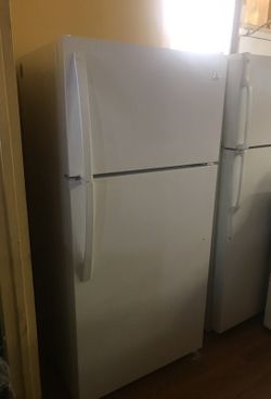 Apartment Size Refrigerator