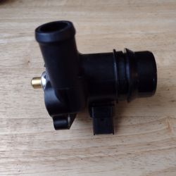 Engine Thermostat Housing 