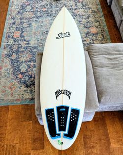 6'2 surfboard lost sub driver 37L