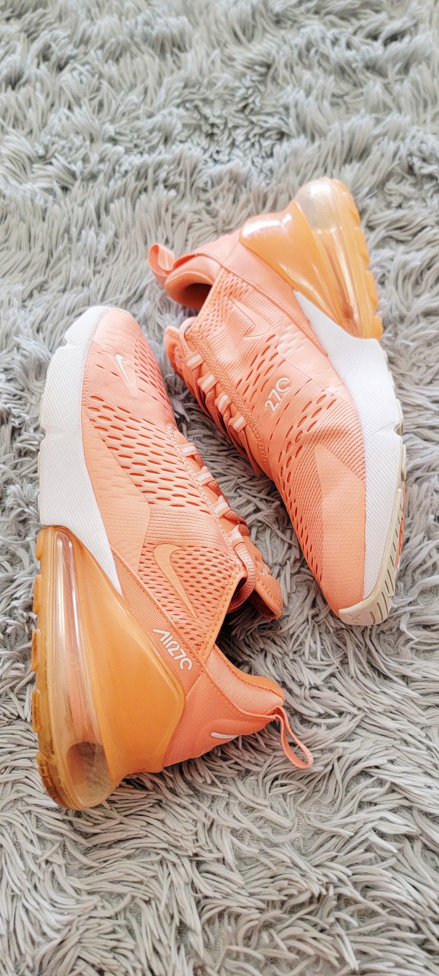 Size 11 Women's Nike Air Max 270 Crimson Bliss DJ2746-600.