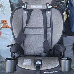 Graco Nautilus Snuglock Grow