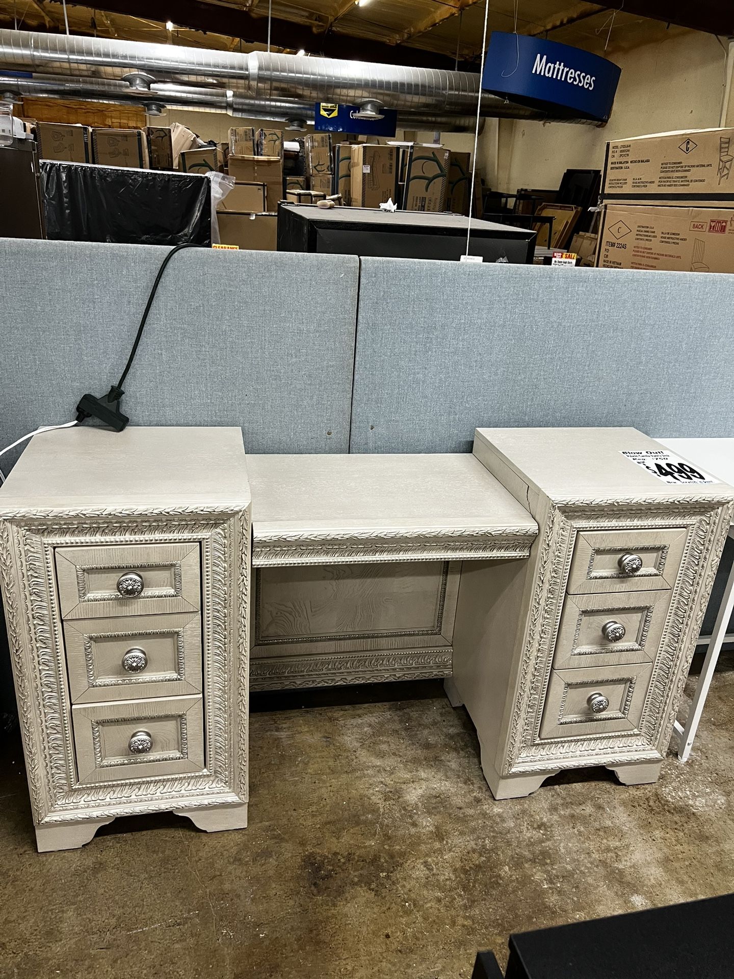 VANITY SALE!  Elegant NEW Vanity Desk (Reg. $750)