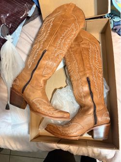 Women’s boots