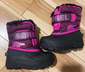 Little girls toddler girl  Sz 8 snow boot Sorel Pink black winter