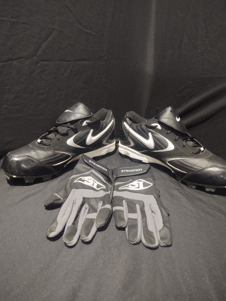 Nike Baseball/Softball Cleats 11.5 W/ Batting Gloves