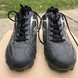 Men’s Molded Softball Spikes Size 14.