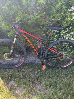 2015 Scott Spark 950 Mountain Bike Size M MSRP $2800