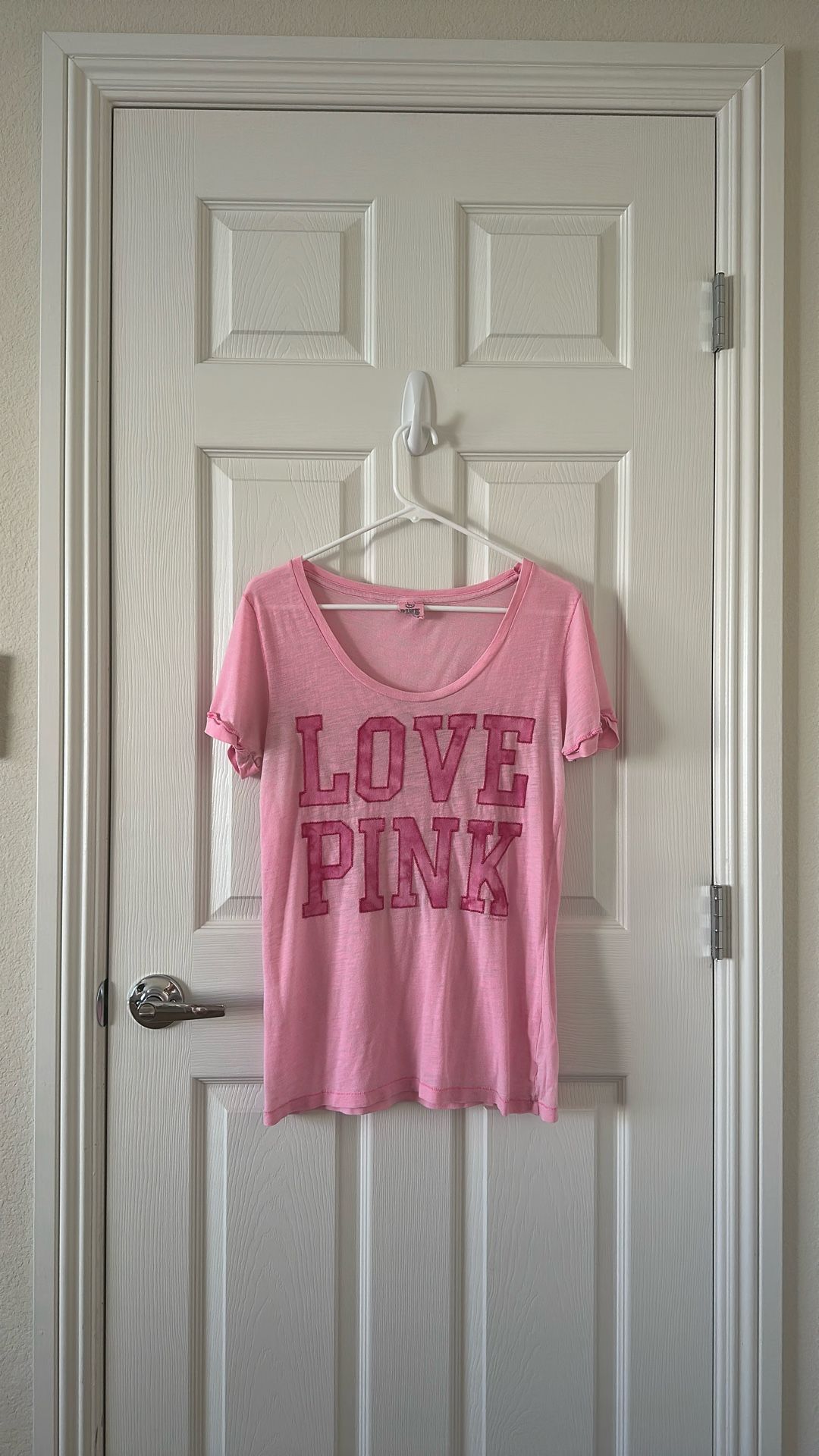 ✨ PINK Victoria Secret Love Pink T Shirt Size Ladies L 🩷