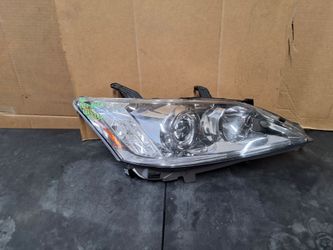 2010-1011-2012 LEXUS ES ES350 RIGHT HEADLIGHT OEM USED #11622